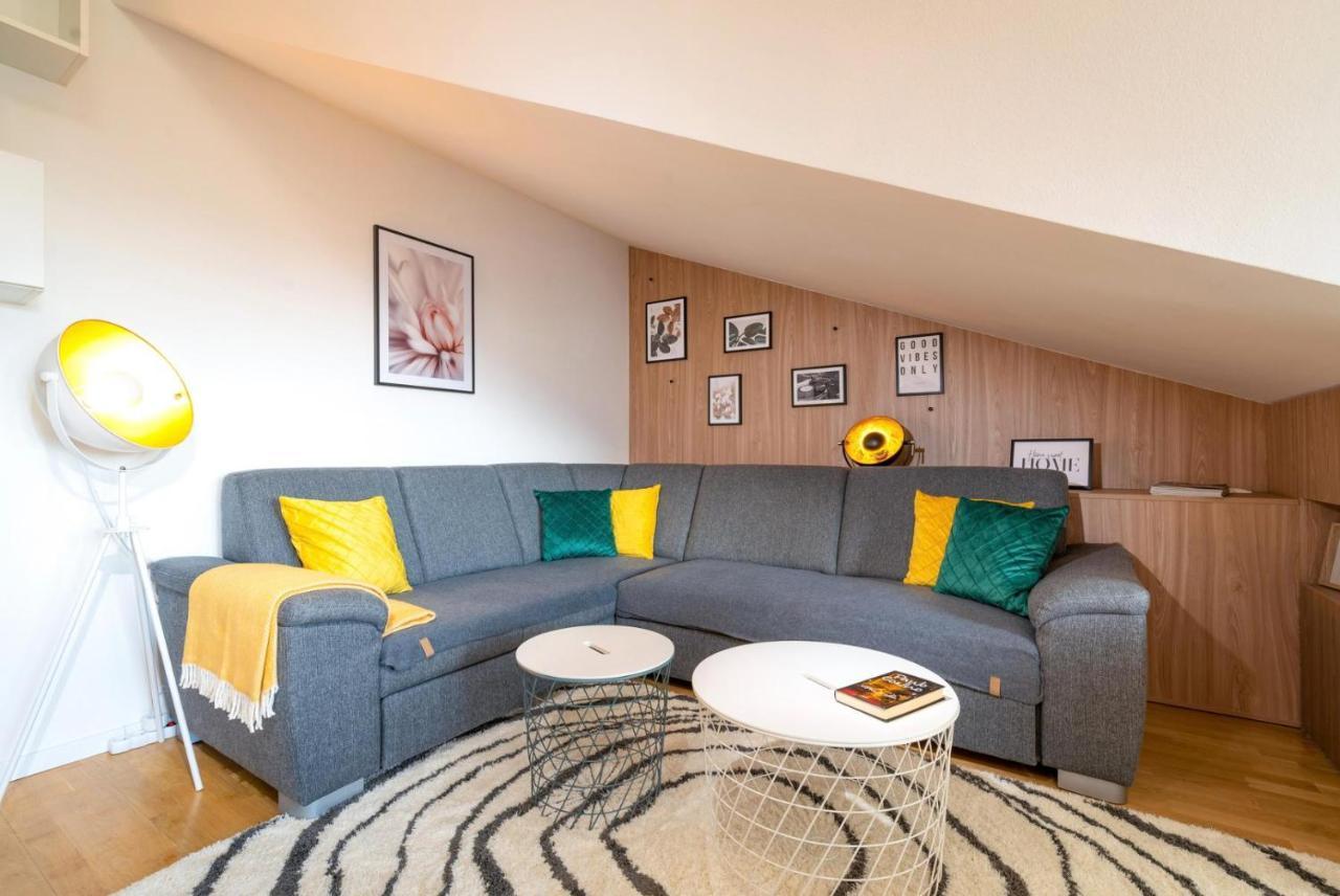 Tatrystay Cactus Cozy Apartment Tatry View เวลคา ลอมนิตซา ภายนอก รูปภาพ